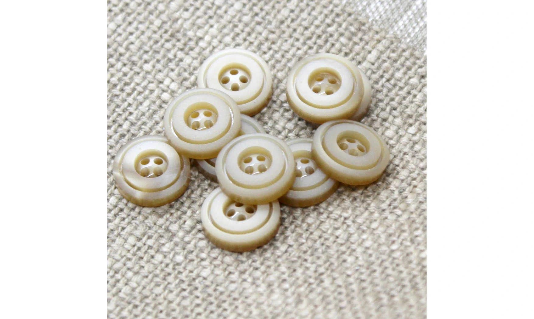10 Boutons / 14MM / Brun