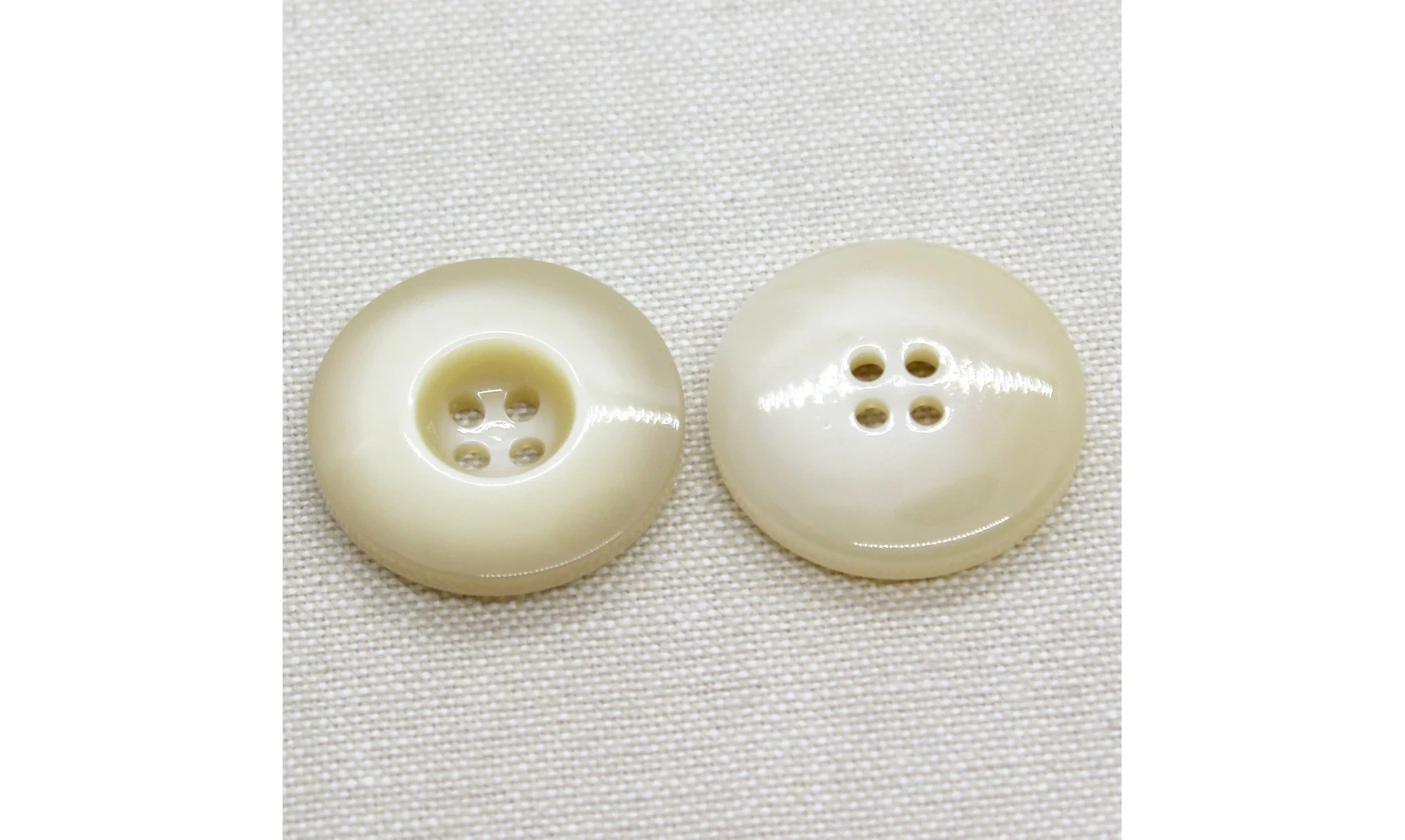 6 Boutons / 27MM / Beige