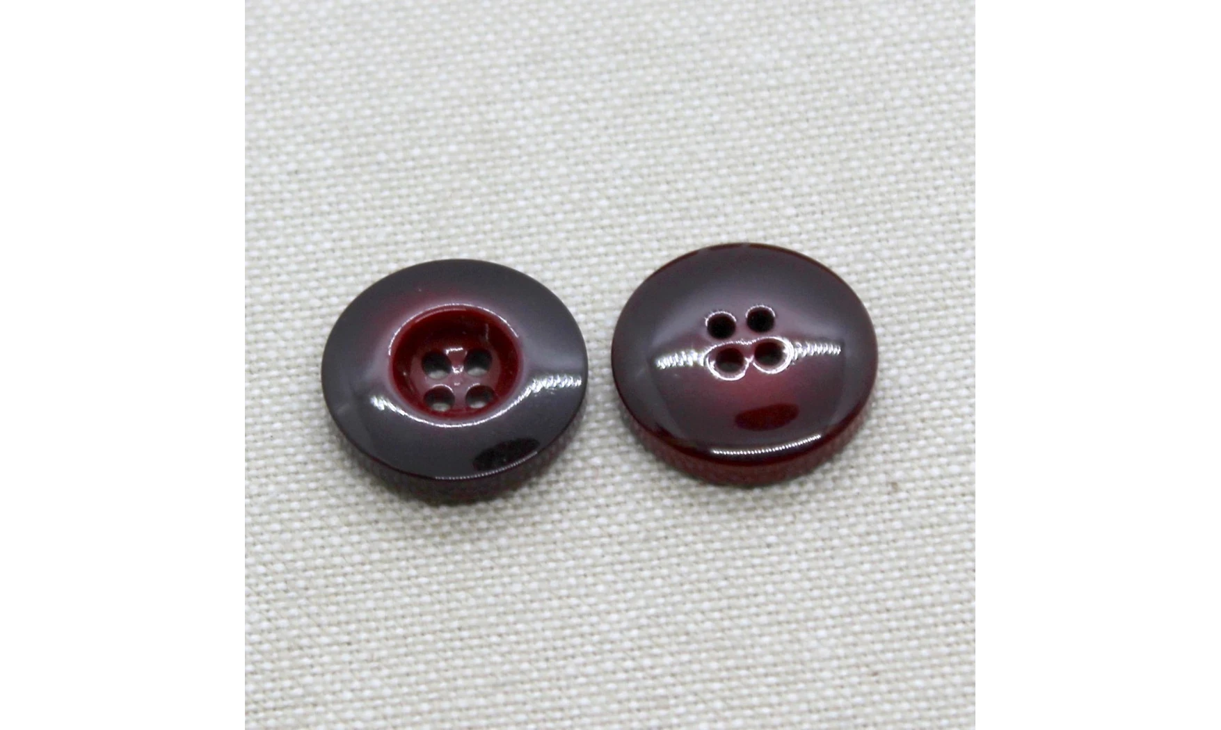 6 Boutons / 18MM / Bordeaux