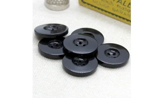 6 Boutons / 21MM / Noir