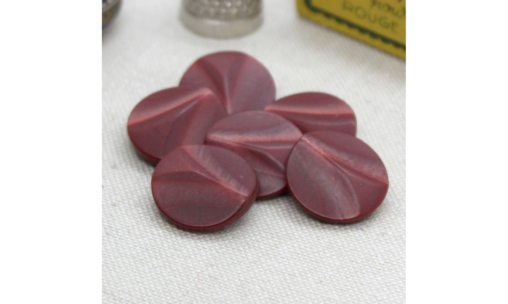 6 Boutons / 19MM / Rouge