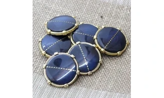 Vintage button Blue