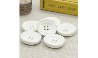 6 buotons / 20MM / Blanc