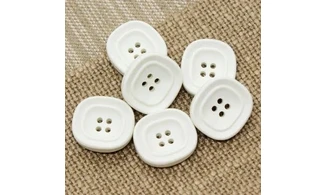 6 buotons / 20MM / Blanc