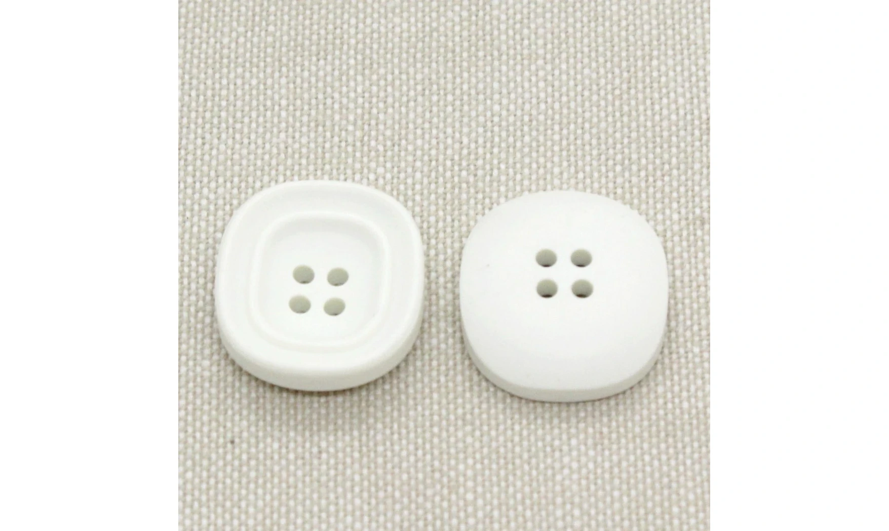 6 buotons / 20MM / Blanc
