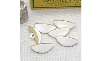 6 Boutons / 23MM / Oeil Blanc et doré