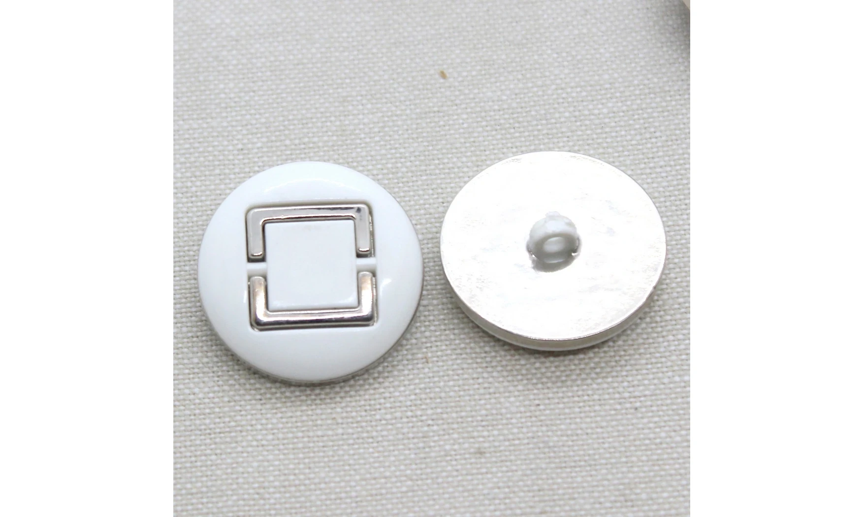 Vintage button White