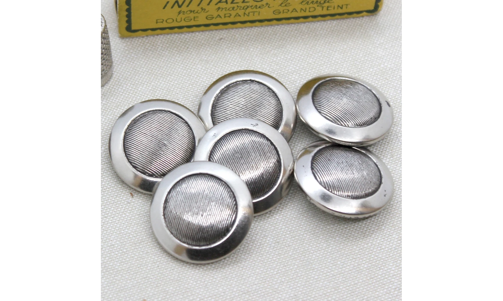 6 Boutons / 29MM / Métal Argenté
