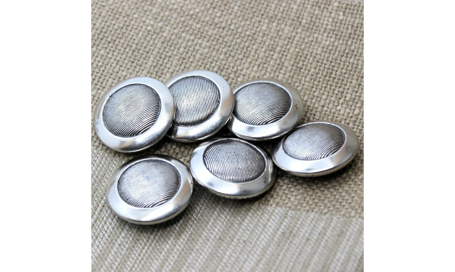 Vintage button Silver