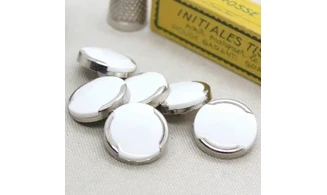 Vintage button White