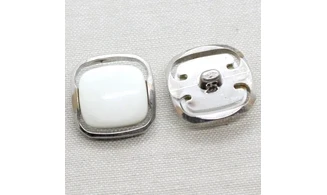 6 Boutons / 25MM / Blanc et argenté