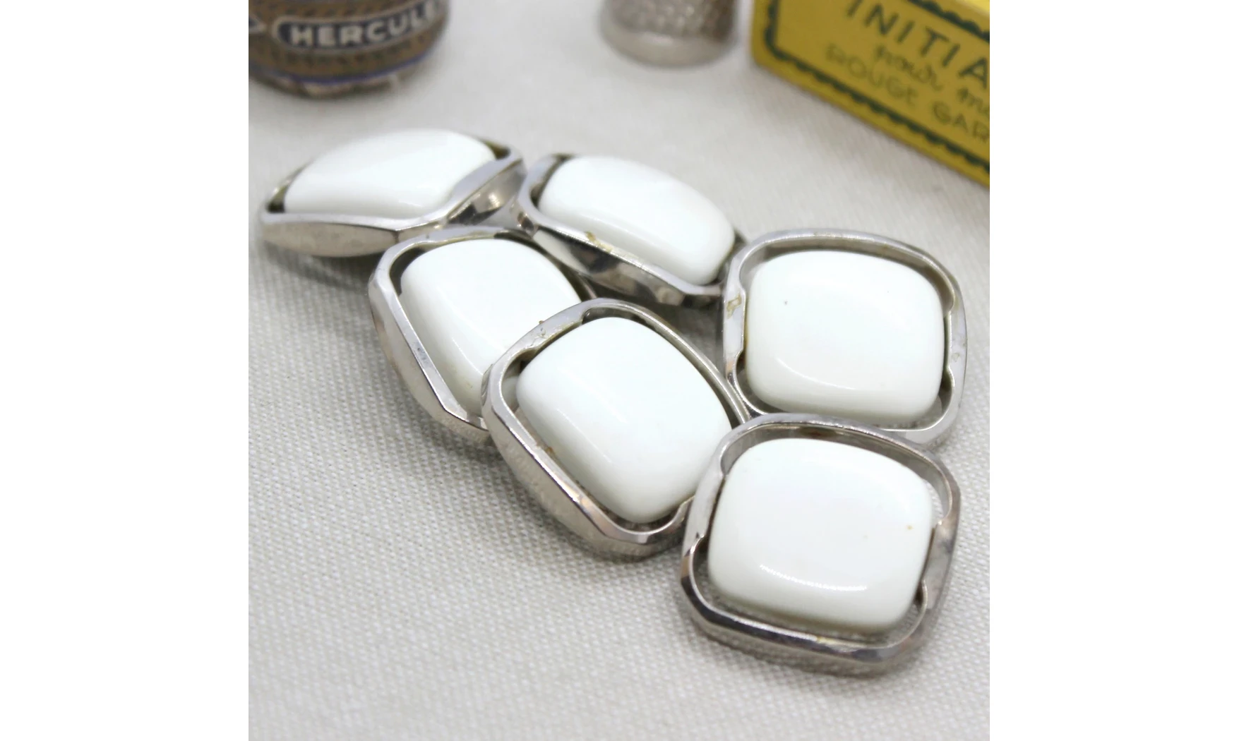 Vintage button White