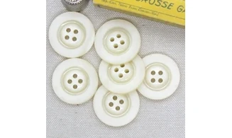 6 Boutons / 27MM / Ivoire