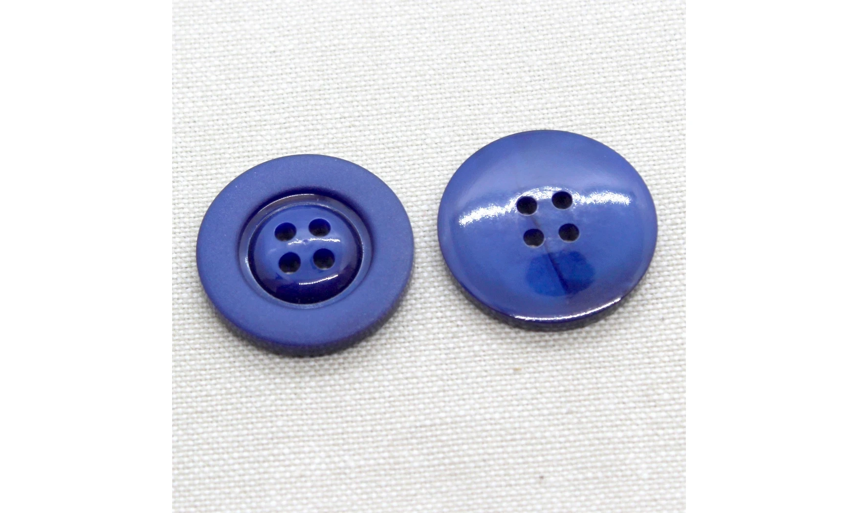 6 Boutons / 27MM / Bleu electrique