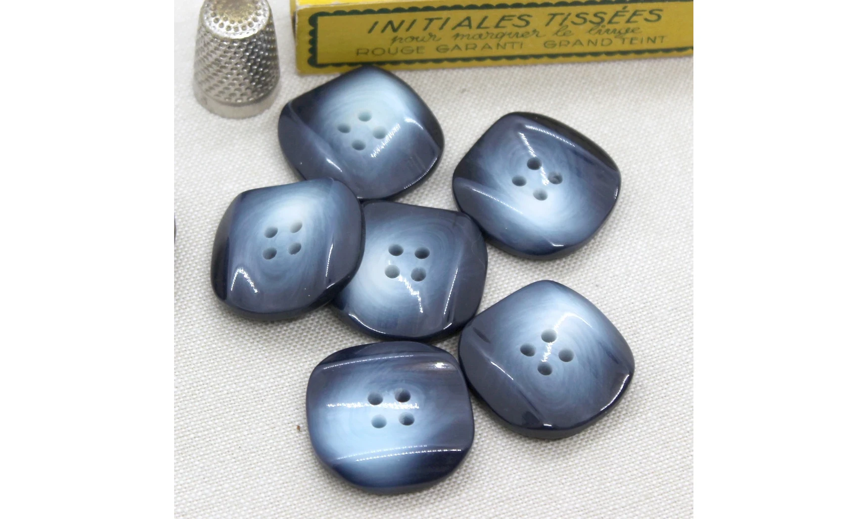 6 Boutons / 27MM / Gris bleuté