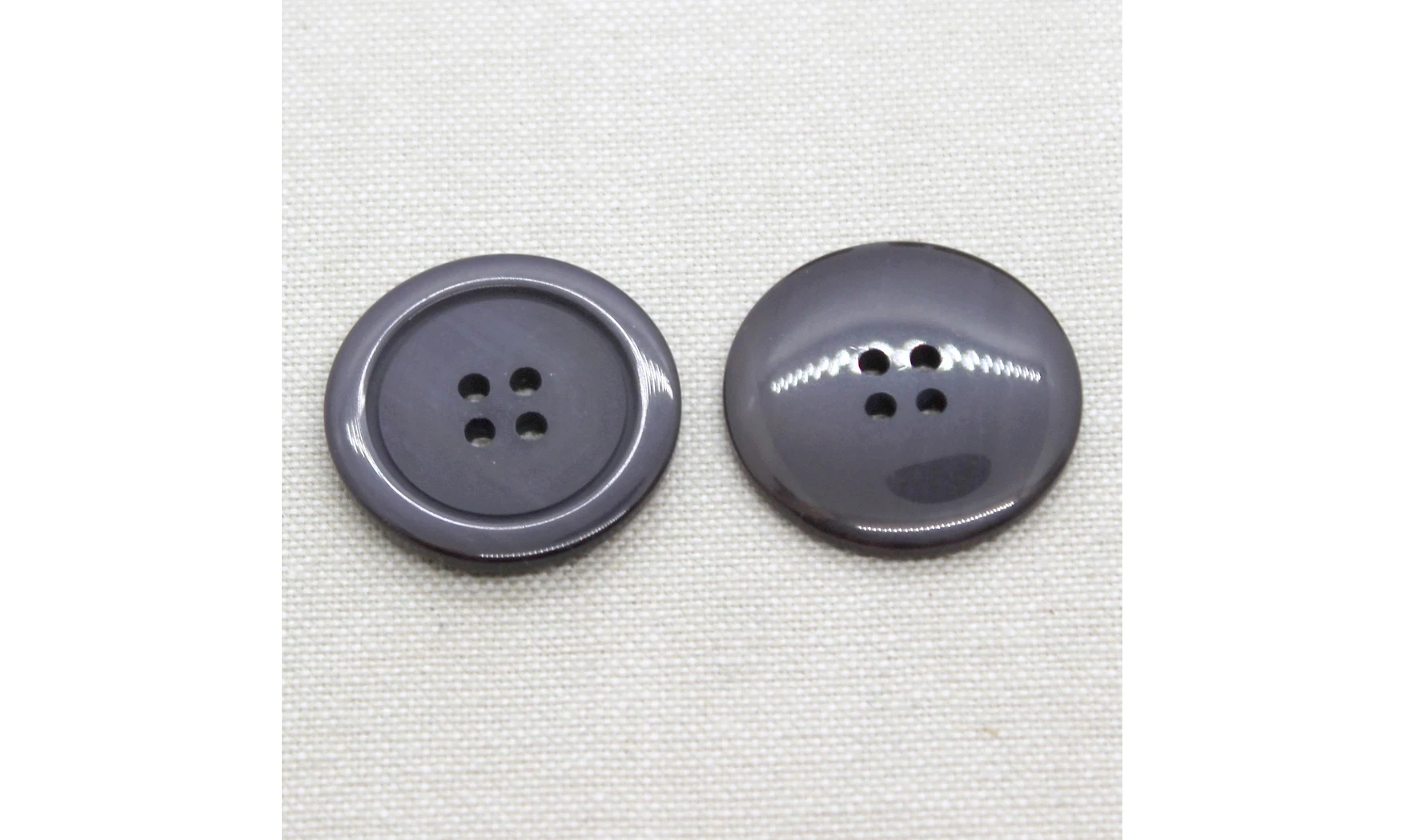 6 Boutons / 28MM / Gris