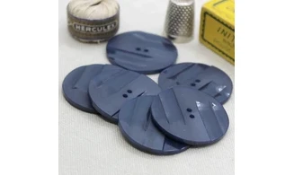 Vintage button Blue