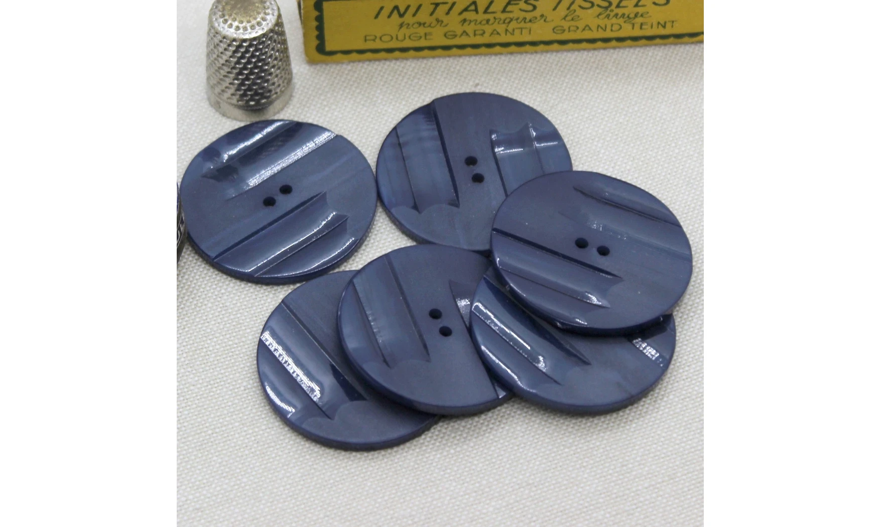 6 Boutons / 36MM / Bleu marine