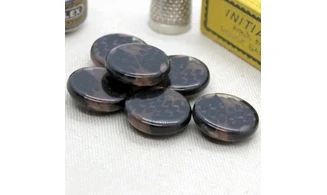 Vintage button Brown