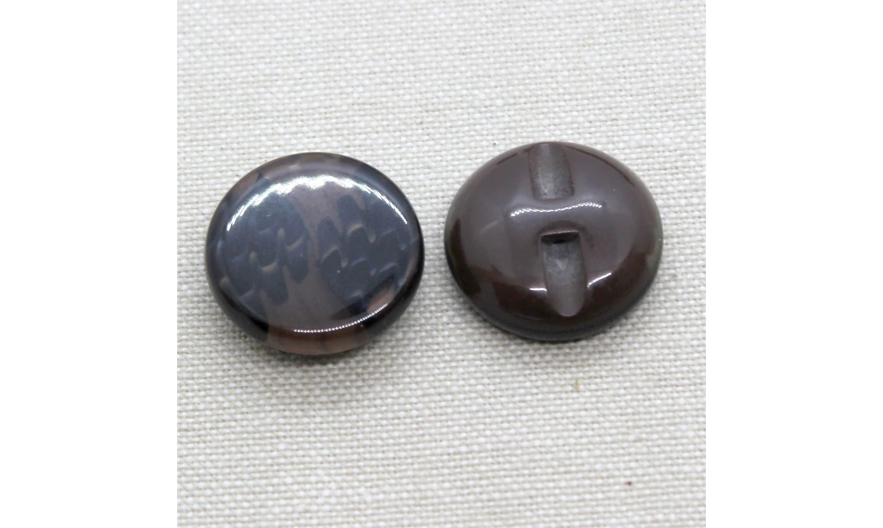 6 Boutons / 22MM / Brun "Plumage"