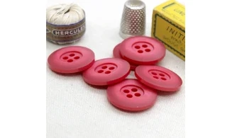 Vintage button Red