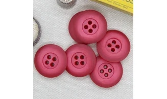 Vintage button Red