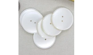 6 Boutons / 38MM / Crème irisé