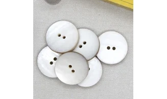 Vintage button Ivory