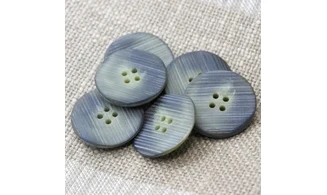 Vintage button Green