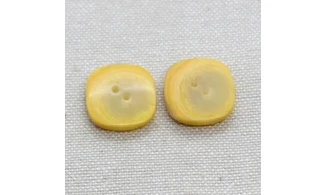 6 Boutons / 16MM / Carré Jaune