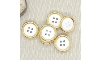 Vintage Button 064B