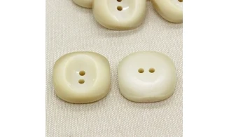 Vintage Button 067B