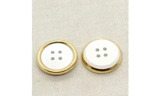 Vintage Button 063B