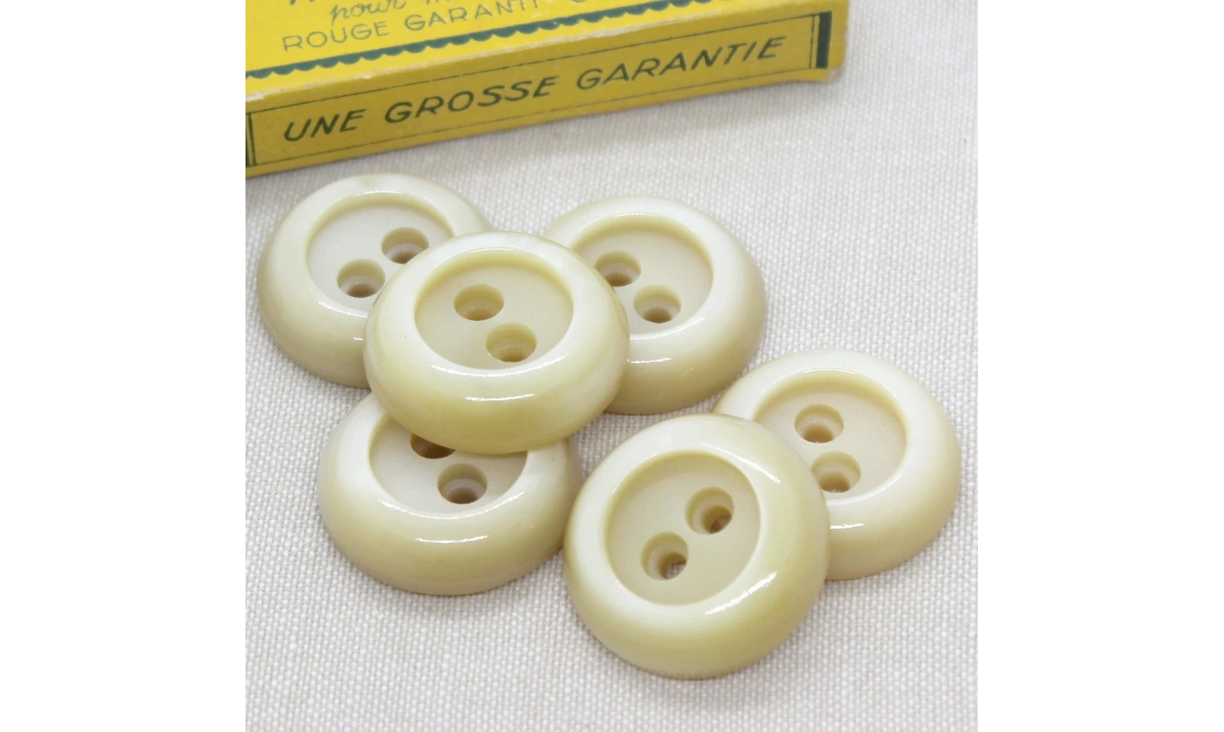 6 boutons / 30MM / Ivoire