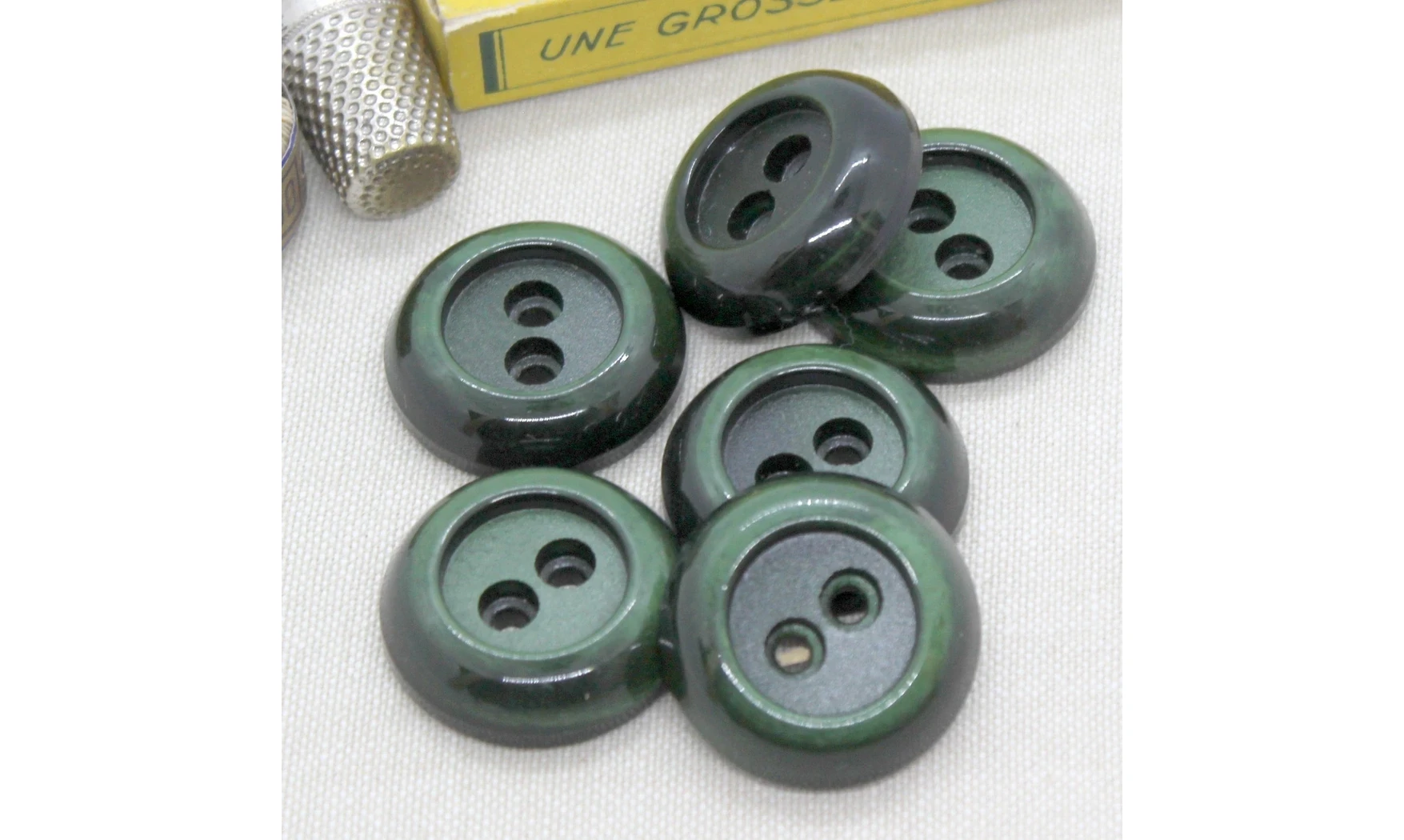 6 boutons / 30MM / Vert