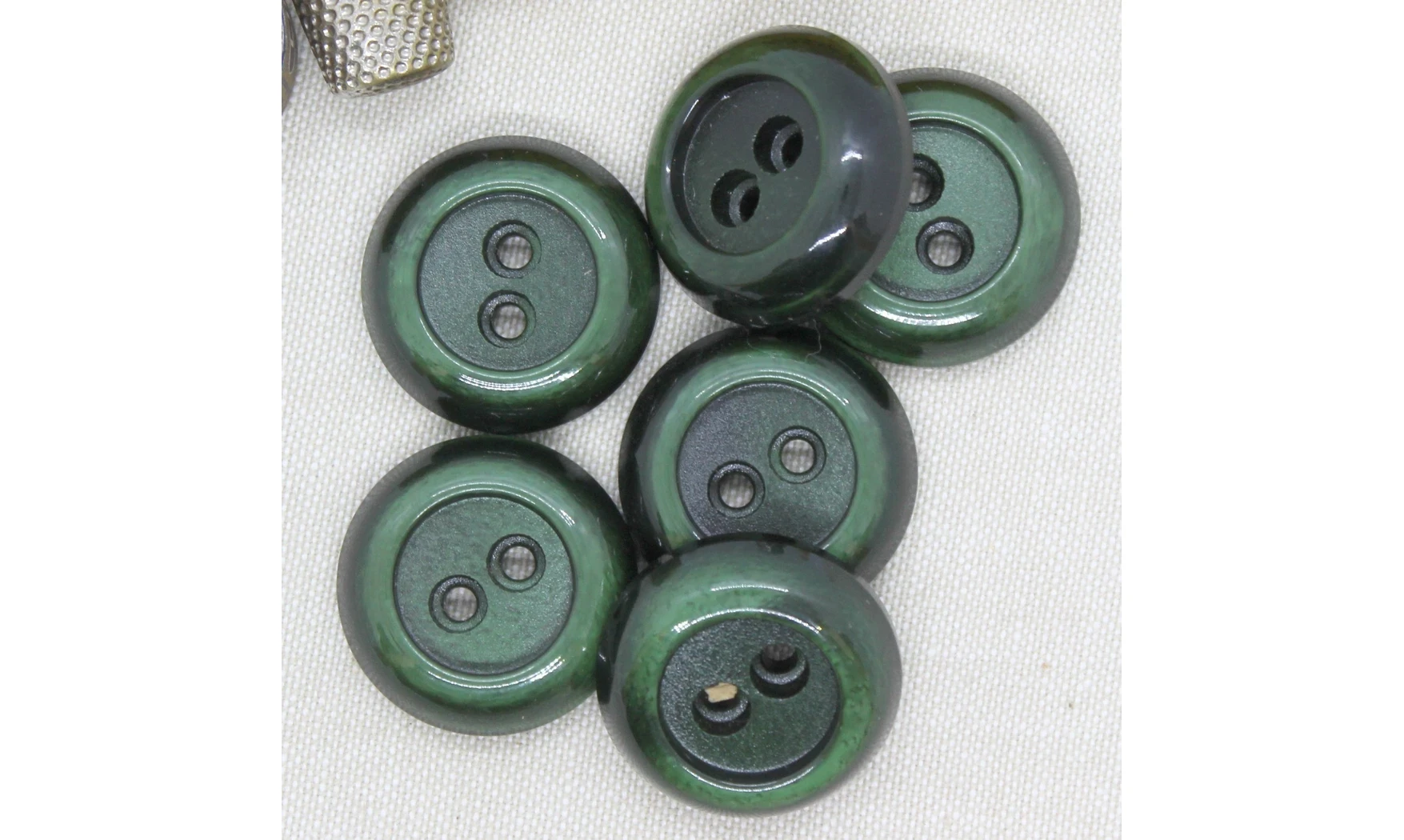 6 boutons / 30MM / Vert