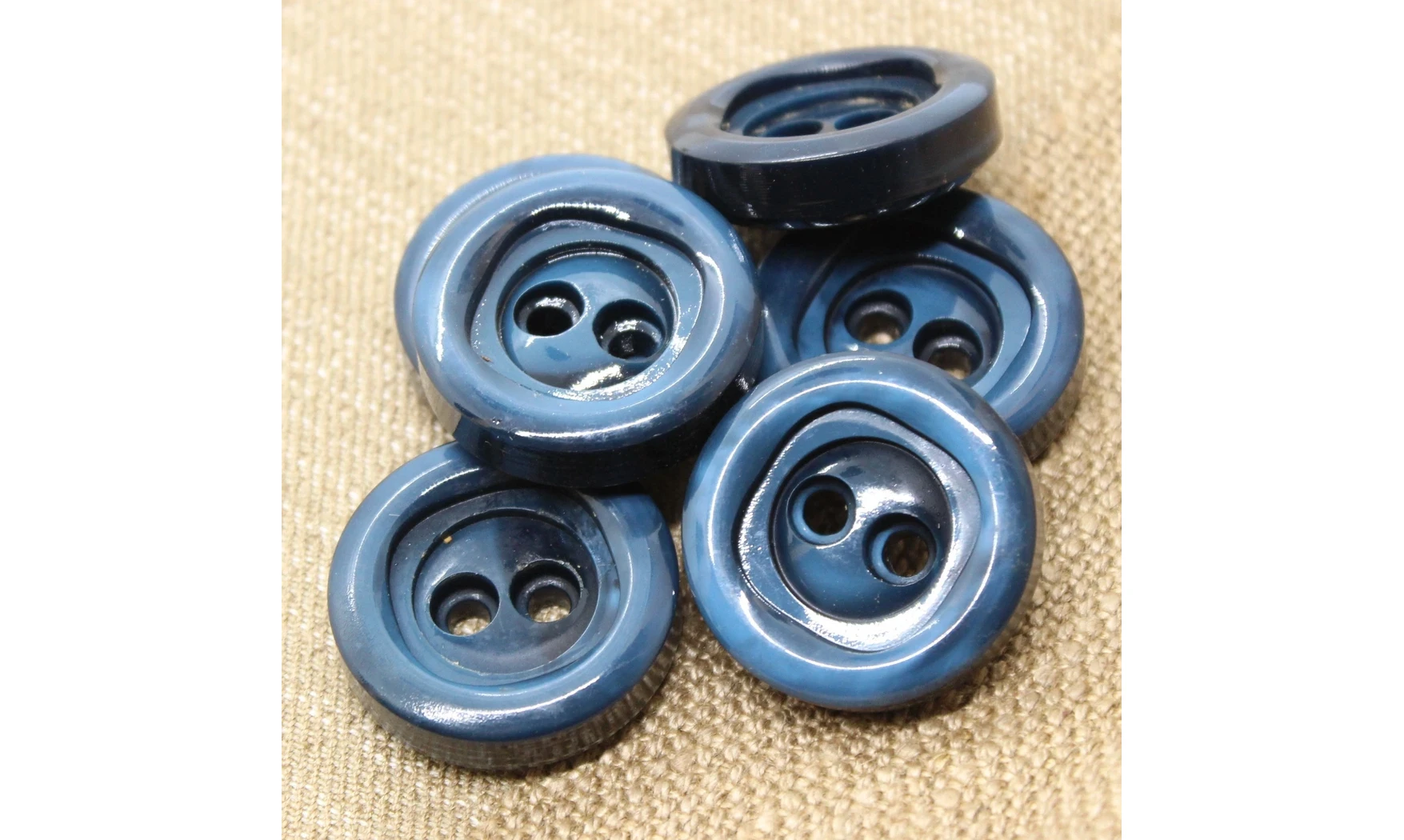 6 boutons / 30MM / Bleu