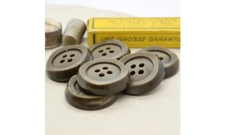 Bouton VINTAGE BRUN KAKI / par 6 / 35MM