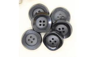 Bouton VINTAGE NOIR / par 6 / 31MM