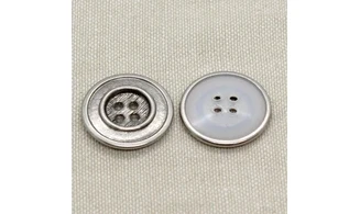 Vintage Button 117B