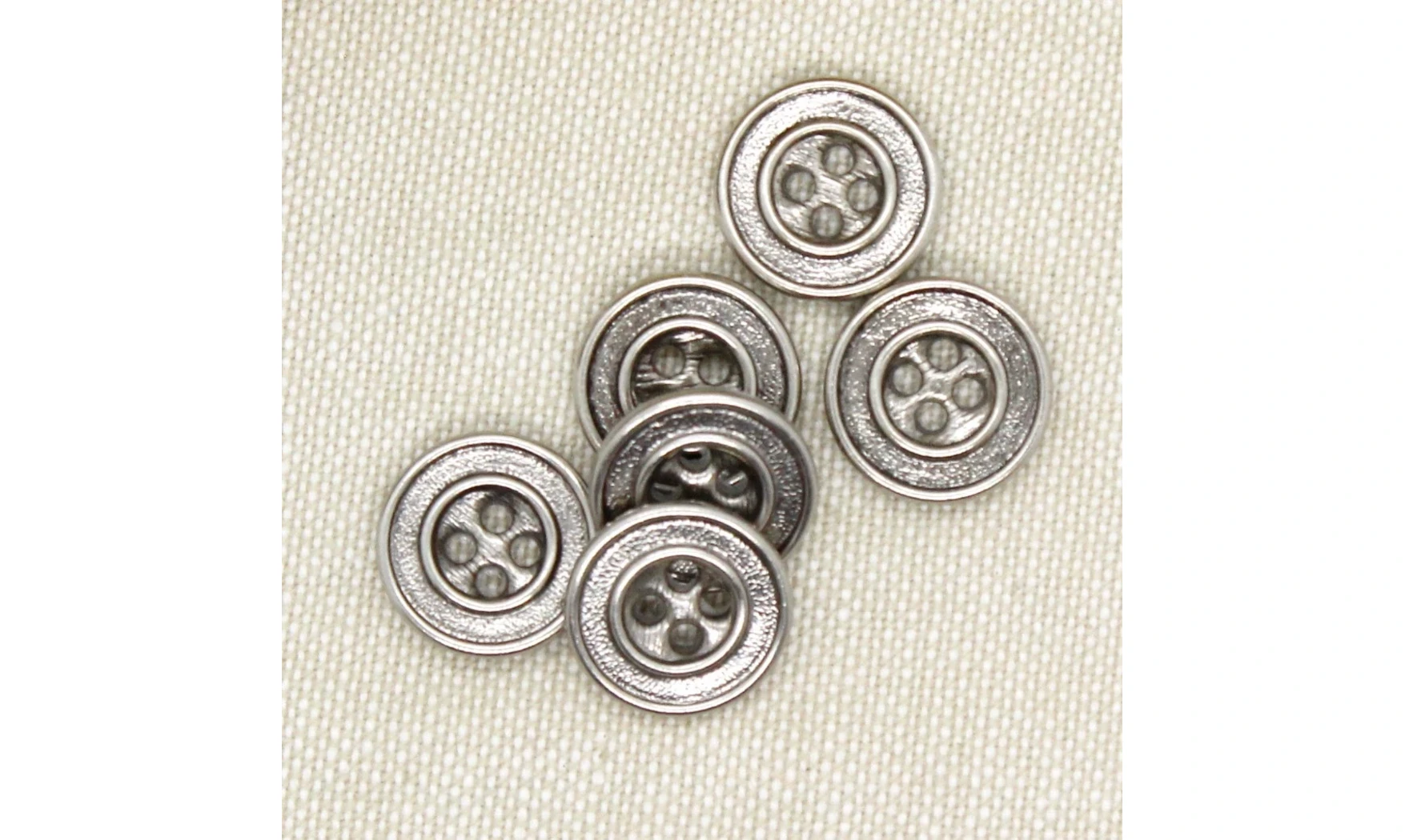 6 boutons / 15MM / Métal