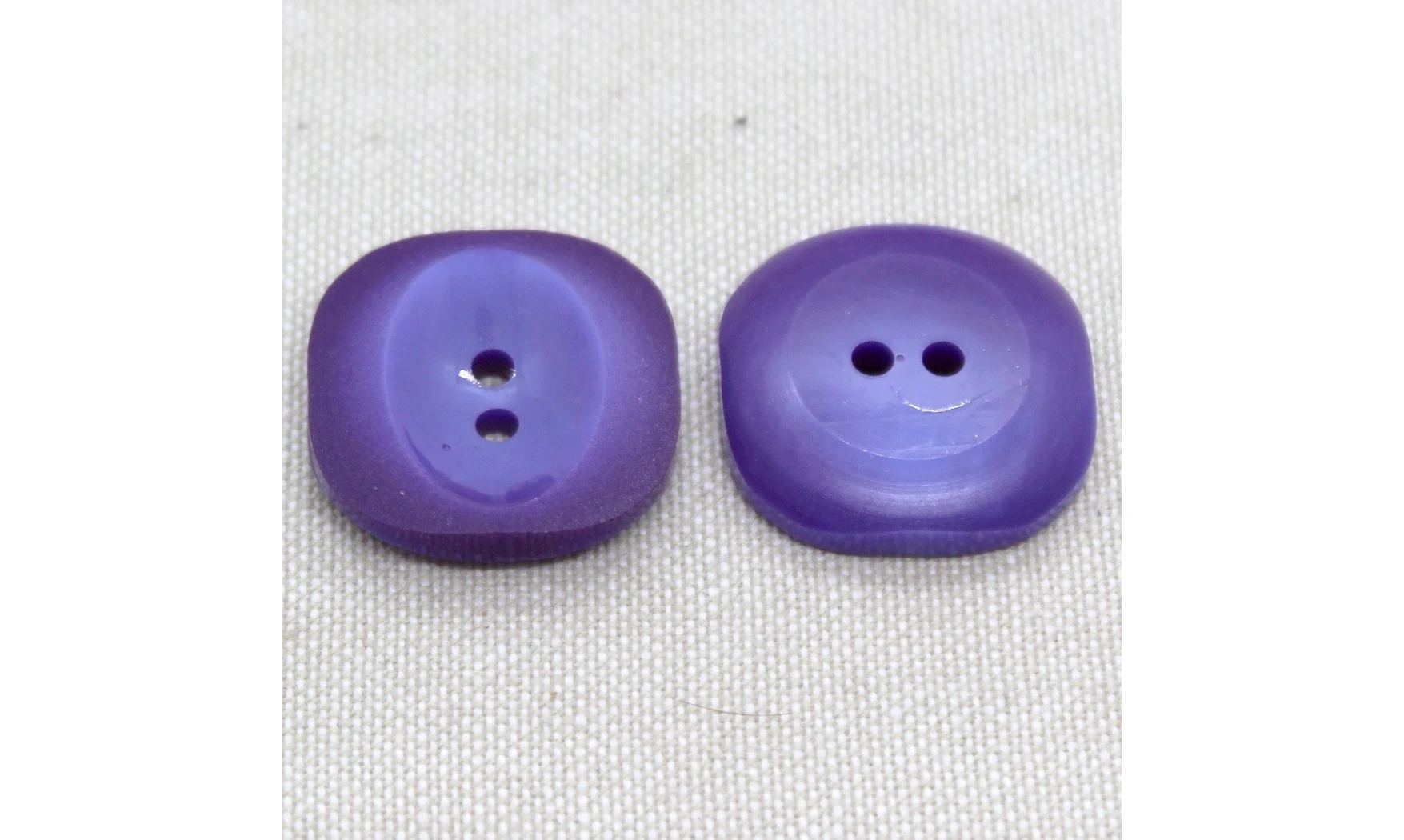 6 boutons / 24MM / Violet