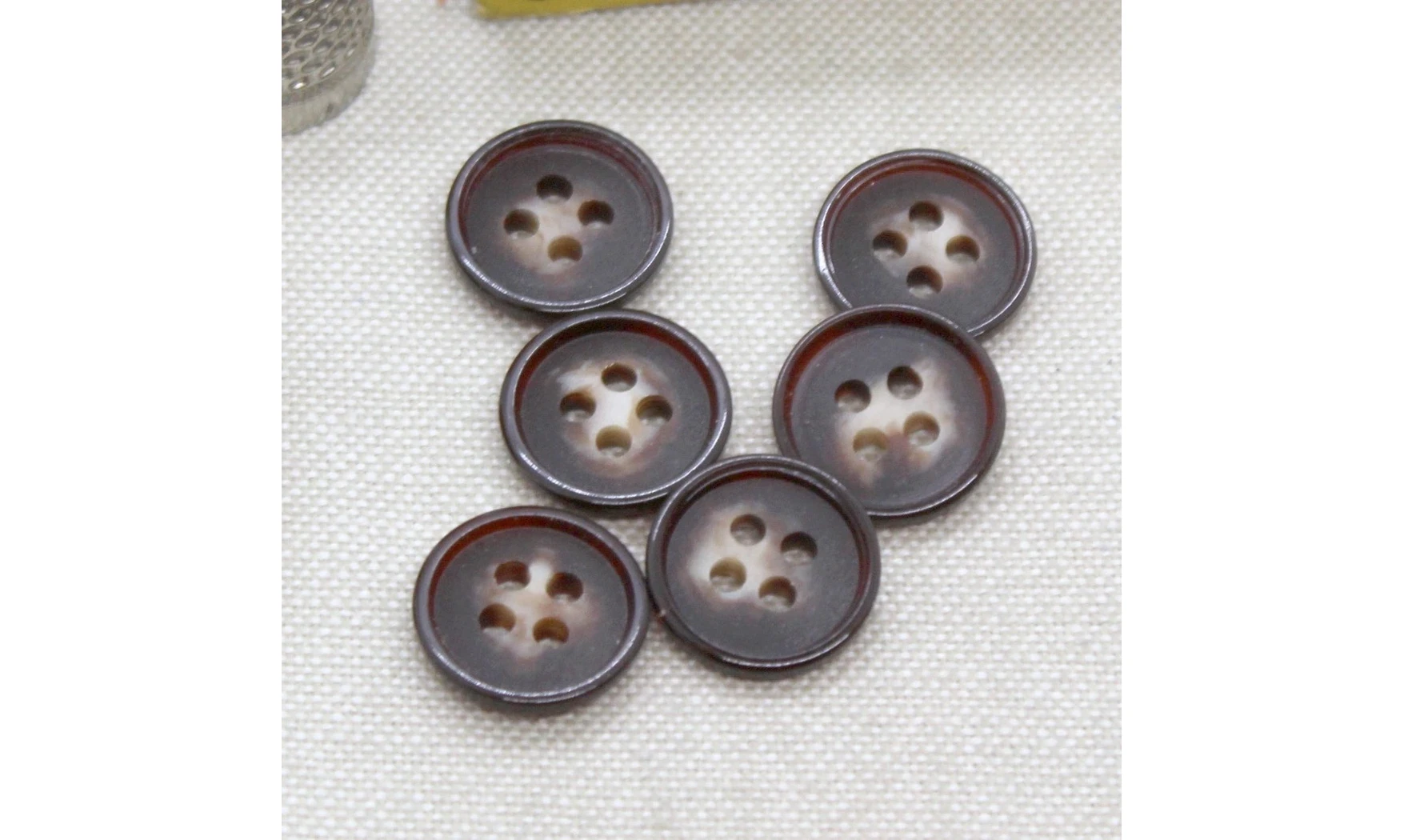 6 boutons / 15MM / Brun dégradé