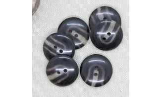 Vintage Button 057B