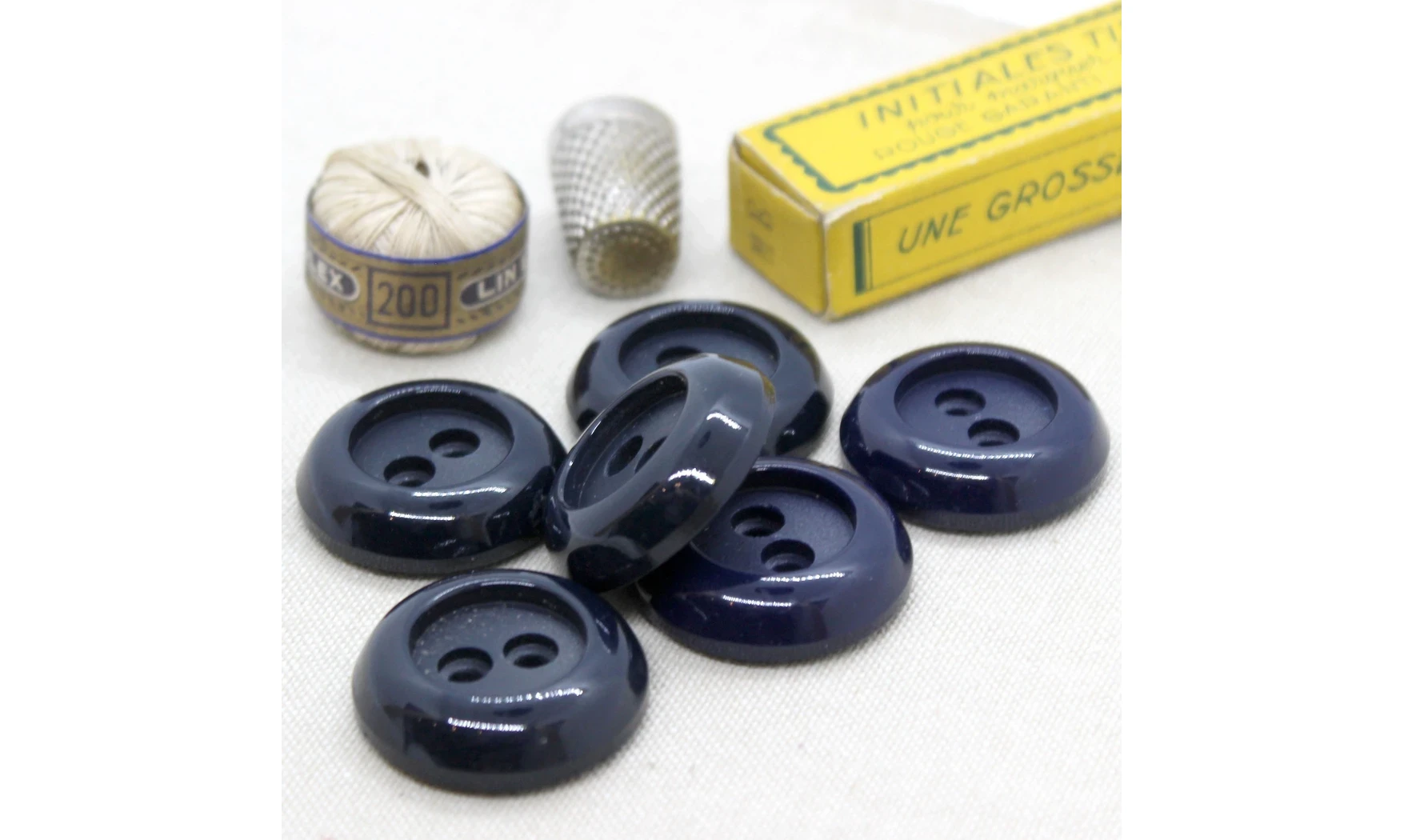 6 boutons / 30MM / Noir