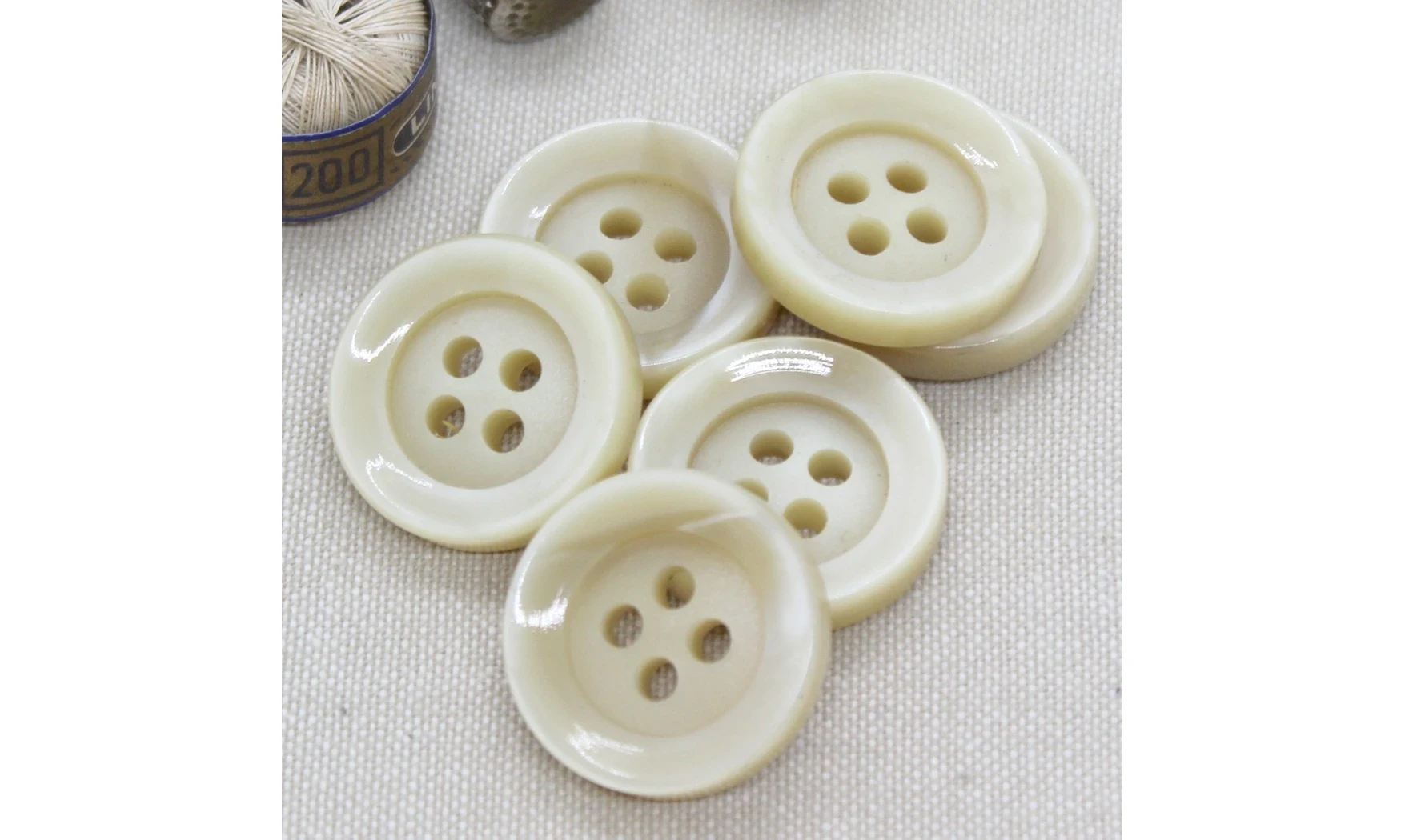 6 boutons / 26,5MM / Ivoire