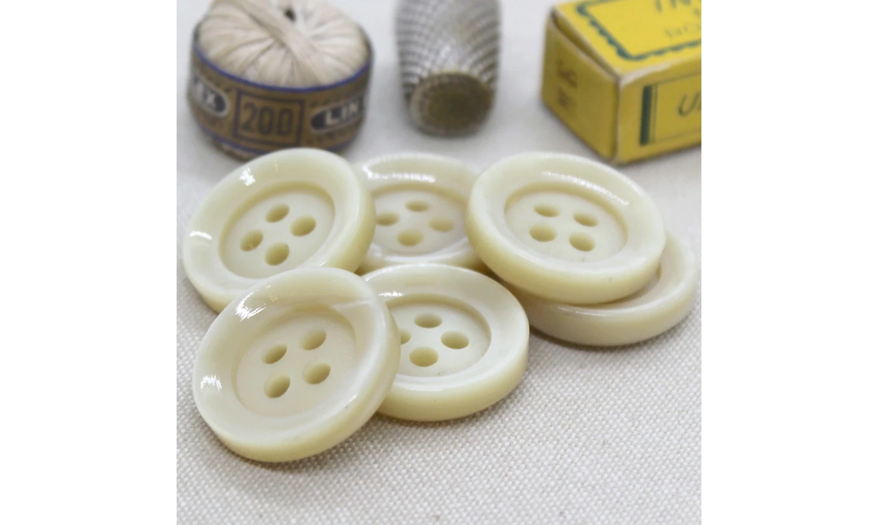 6 boutons / 26,5MM / Ivoire