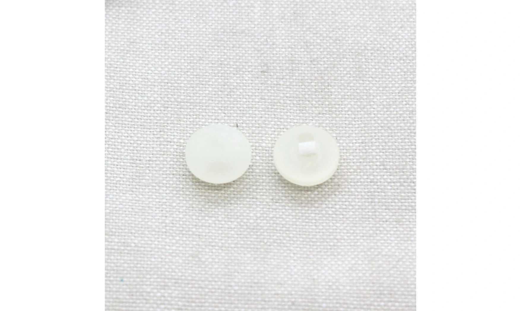 6 Boutons / 12MM / Blanc opaque