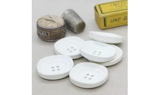 6 boutons / 29MM / Blanc