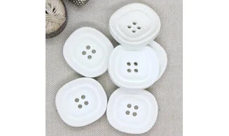6 boutons / 29MM / Blanc